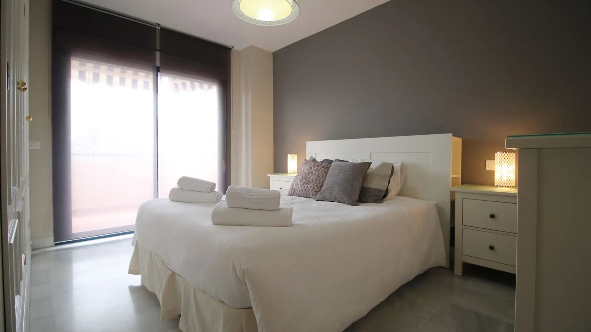 Apartamento Parquesol Marbella Playa Lägenhet